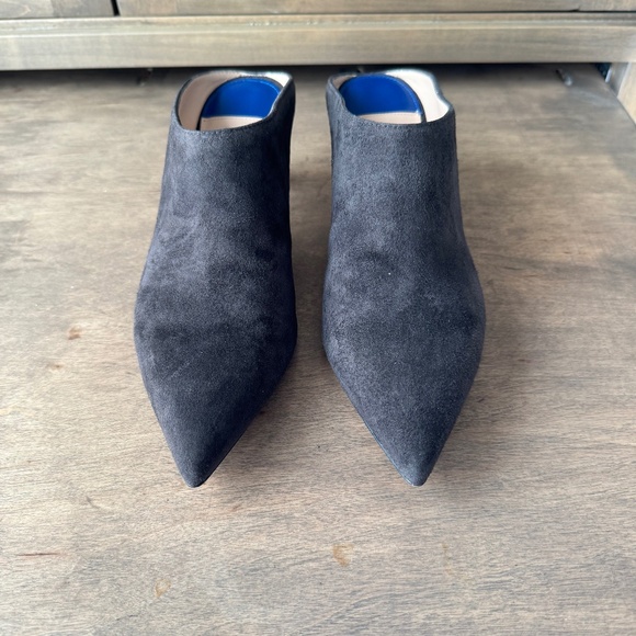 Stuart Weitzman Brown Suede Mules - Picture 3 of 7